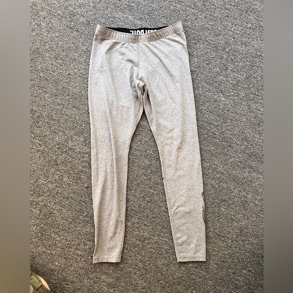 Women’s Nike Medium Stretch Yoga Fitness Leggings